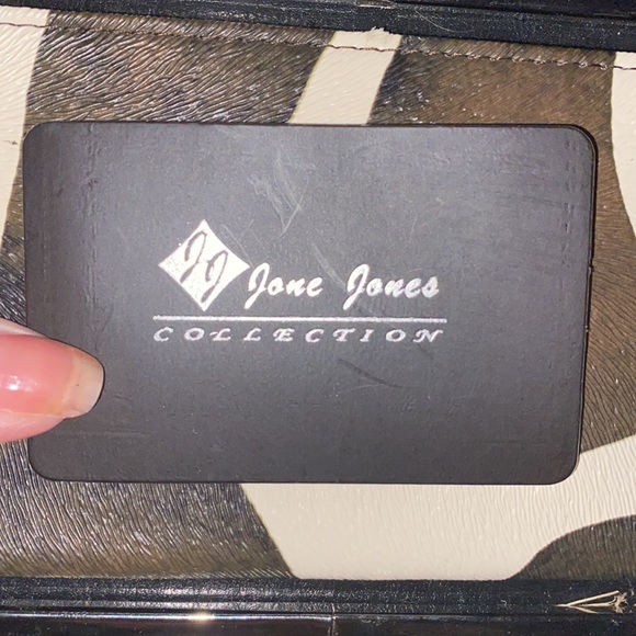 VTG Jone Jones collection Giraffe flat wallet NWT Brown & cream - Picture 9 of 11